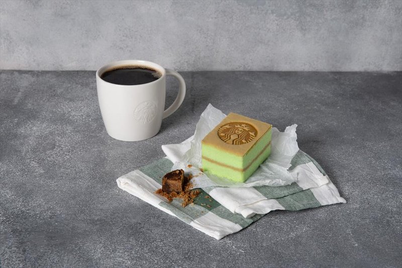 Starbucks Pandan Gula Aren Cake — Starbucks Indonesia