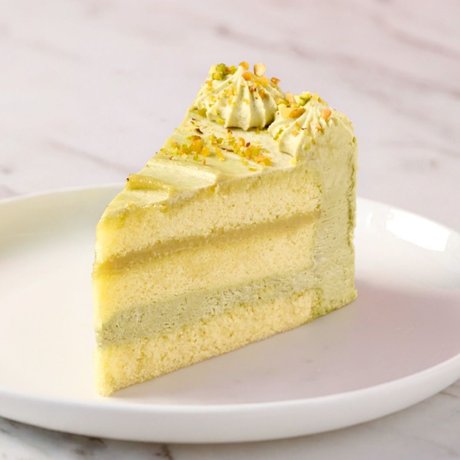 Kaya Pistachio Cake